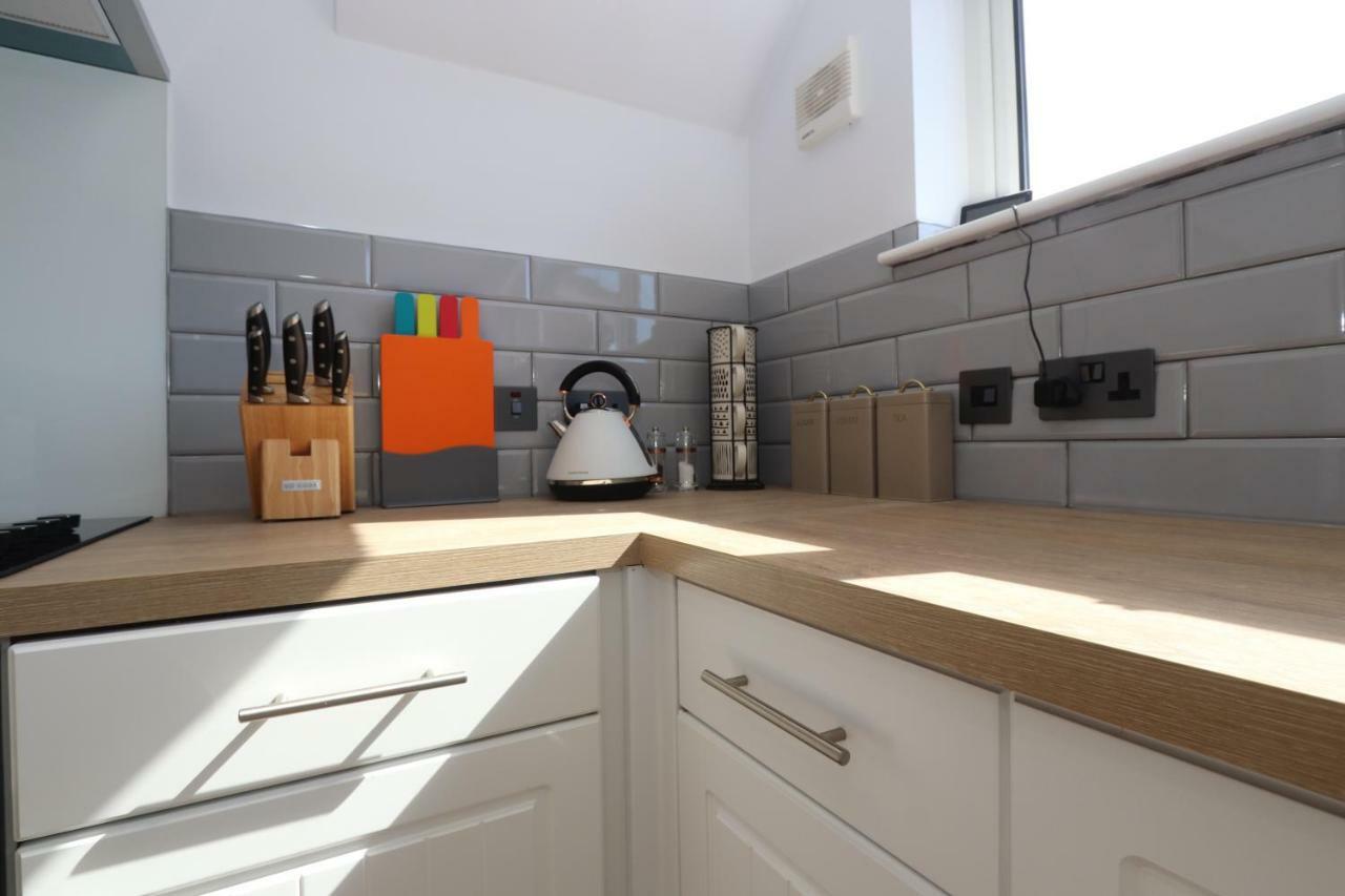 Dunfermline - Luxury 3 Bedroom 2 Bathroom Detached House With Garden Exterior foto