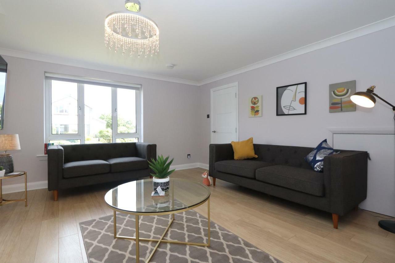 Dunfermline - Luxury 3 Bedroom 2 Bathroom Detached House With Garden Exterior foto